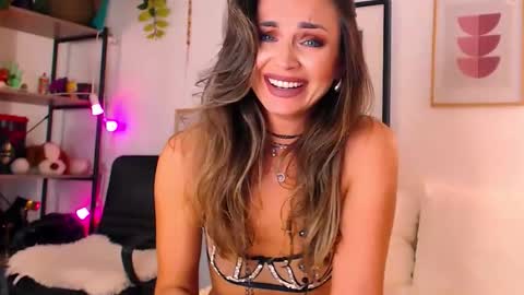 Snapshot of alexandrawooow chatting on 03.24.26 alexandrawooow online show from 03.24.26