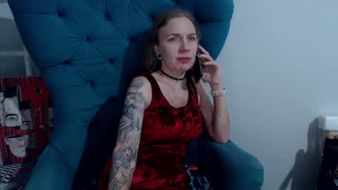 Snapshot of alexandrazaryanova chatting on 12.31.24 Alexandra online show from 12.31.24