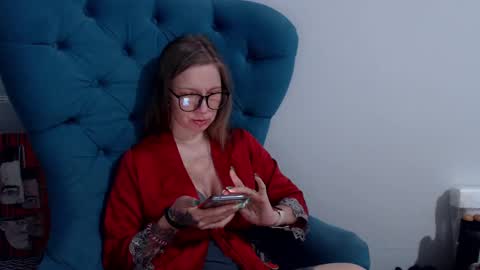 Snapshot of alexandrazaryanova chatting on 01.25.25 Alexandra online show from 01.25.25