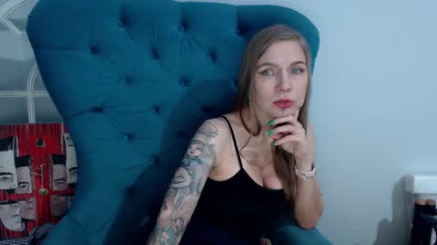 Snapshot of alexandrazaryanova chatting on 01.29.25 Alexandra online show from 01.29.25