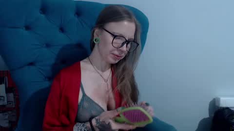 Snapshot of alexandrazaryanova chatting on 02.07.25 Alexandra online show from 02.07.25