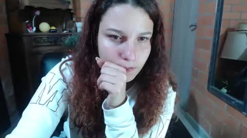 Snapshot of alexatai chatting on 11.22.25 alexatai online show from 11.22.25