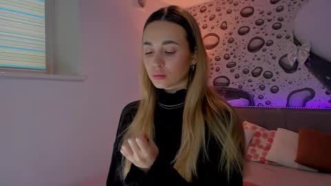 Snapshot of alexawilds chatting on 02.20.26 AlexaWilds online show from 02.20.26