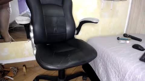 Snapshot of alexe_xx chatting on 12.09.24 Alex online show from 12.09.24