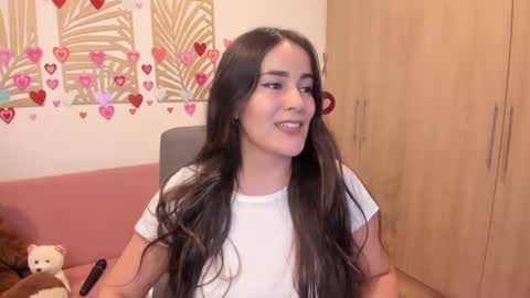 Snapshot of alexeii_grey chatting on 02.26.25 alexeii_grey online show from 02.26.25