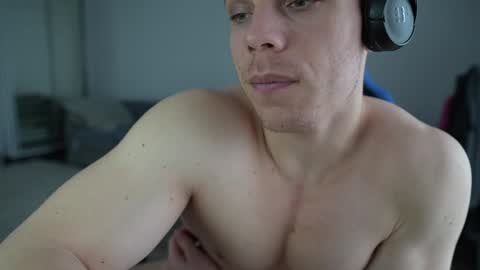 Snapshot of alexfit96 chatting on 02.08.25 alexfit96 online show from 02.08.25