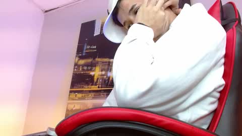 alexgiraldo1 online show from 03.17.26