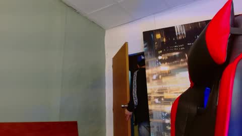 alexgiraldo__ online show from 06.06.26