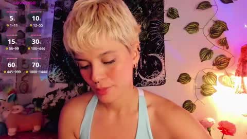 Snapshot of alexiafisher_ chatting on 02.10.25 Alex online show from 02.10.25