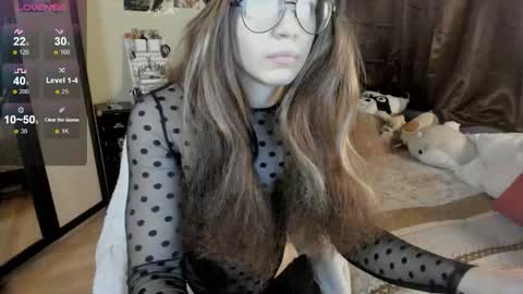 Snapshot of alexiamaiex chatting on 11.08.25 alexiamaiex online show from 11.08.25