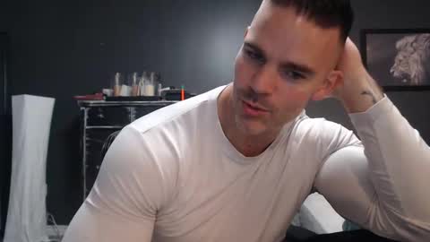 Snapshot of alexiarain chatting on 11.08.25 Alex online show from 11.08.25