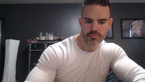 Snapshot of alexiarain chatting on 11.18.25 Alex online show from 11.18.25