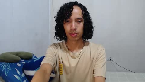 Snapshot of alexis21_ chatting on 02.18.26 Alexis online show from 02.18.26