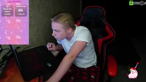 Alexis online show from 09.16.25