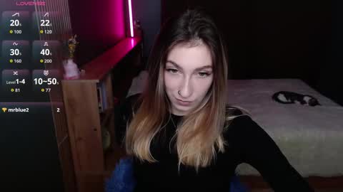 Snapshot of alexis_winx chatting on 10.24.25 Alexis online show from 10.24.25