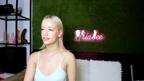 alexisbanx online show from 07.14.26