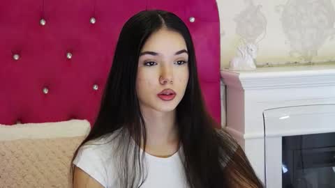 Snapshot of alexisdevine chatting on 11.02.25 alexisdevine online show from 11.02.25