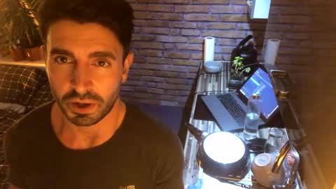 Snapshot of alexlive1 chatting on 10.18.25 alexlive1 online show from 10.18.25