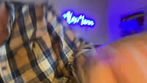 Snapshot of alexmanndickerson chatting on 05.26.26 Alex Mann online show from 05.26.26