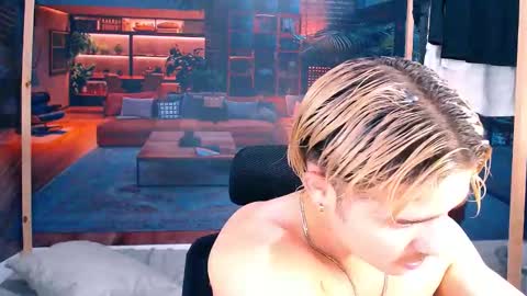 Snapshot of alexpierss chatting on 10.15.25 Alex online show from 10.15.25
