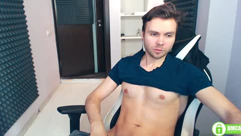 Snapshot of alexspilner chatting on 01.15.25 Alex Spilner online show from 01.15.25