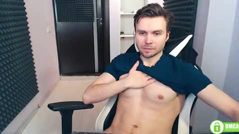 Snapshot of alexspilner chatting on 02.21.25 Alex Spilner online show from 02.21.25