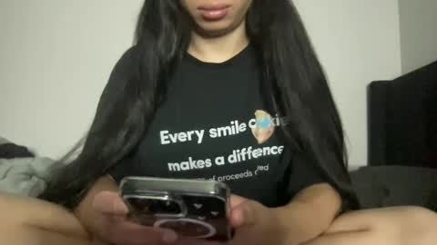 Snapshot of alextran665 chatting on 09.18.25 Your Anime T Girl online show from 09.18.25