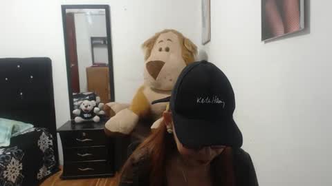 Snapshot of alexxamaturee chatting on 02.15.26 alexa online show from 02.15.26