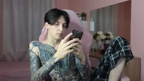 Snapshot of alexxone_ chatting on 10.24.25 Alex online show from 10.24.25