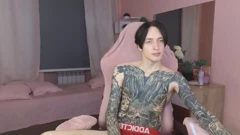 Snapshot of alexxone_ chatting on 11.19.25 Alex online show from 11.19.25