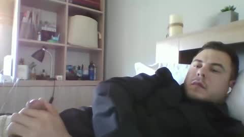 Snapshot of alexxro20 chatting on 04.16.26 alexxro20 online show from 04.16.26