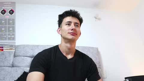 Snapshot of alexxx__01 chatting on 12.06.24 Alex online show from 12.06.24