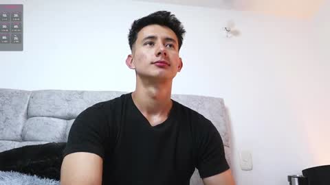 Snapshot of alexxx__01 chatting on 01.10.25 Alex online show from 01.10.25