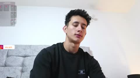 Snapshot of alexxx__01 chatting on 02.12.25 Alex online show from 02.12.25