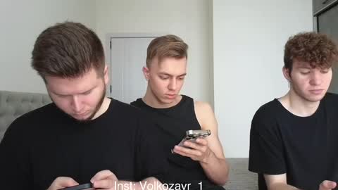 Snapshot of alexxx_d chatting on 05.03.26 AlexDimaIgor online show from 05.03.26