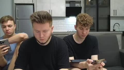Snapshot of alexxx_d chatting on 05.19.26 AlexDimaIgor online show from 05.19.26