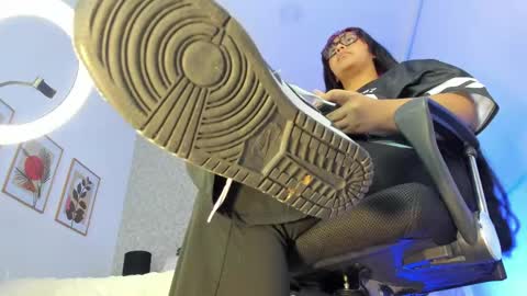 aleya_black online show from 05.30.26