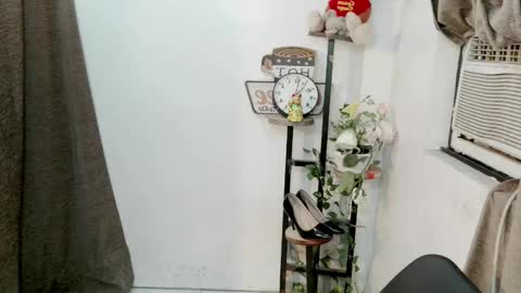 Snapshot of aleysia69 chatting on 10.24.25 MARIE online show from 10.24.25