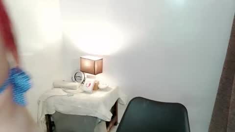 Snapshot of aleysia69 chatting on 11.21.25 MARIE online show from 11.21.25