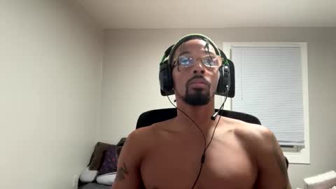 Snapshot of alfapipe23 chatting on 10.28.25 alfapipe23 online show from 10.28.25