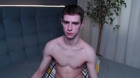 Snapshot of alfie_evanss chatting on 05.13.26 Alfie online show from 05.13.26