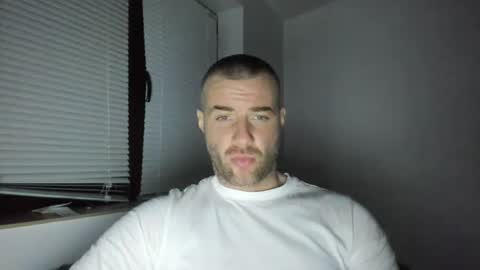 alfiesolomons87 online show from 02.20.25