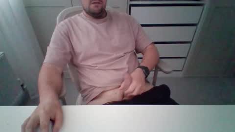 Snapshot of alfo267 chatting on 10.09.25 WorkFromHomeFun online show from 10.09.25