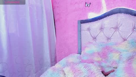 Carolina Join The Fan Club  online show from 01.11.25