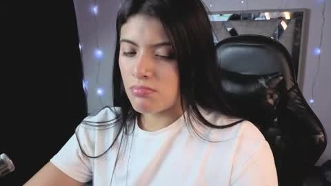 Snapshot of alfresii_rivera chatting on 05.24.26 Carolina Join The Fan Club online show from 05.24.26