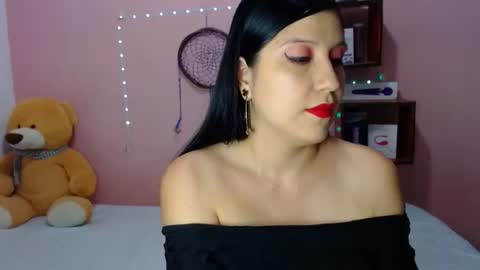 alixia online show from 11.03.25