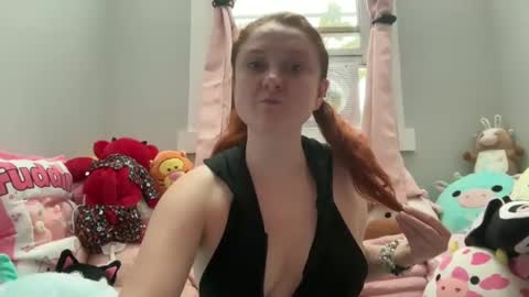 Snapshot of alibluee chatting on 09.24.25 alibluee online show from 09.24.25