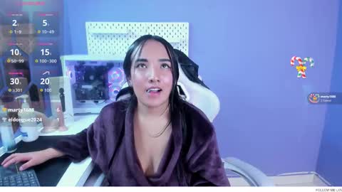 Snapshot of alice_26__ chatting on 11.11.25 alice_26__ online show from 11.11.25