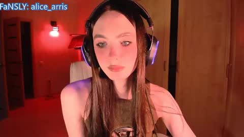 Alice Aris online show from 05.13.26