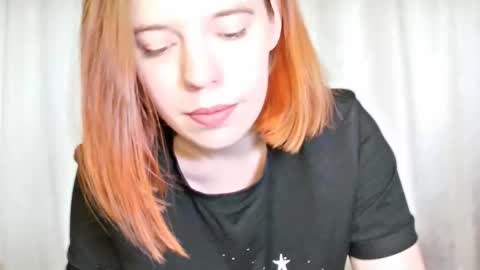 Snapshot of alice__madness chatting on 05.26.26 Alice online show from 05.26.26